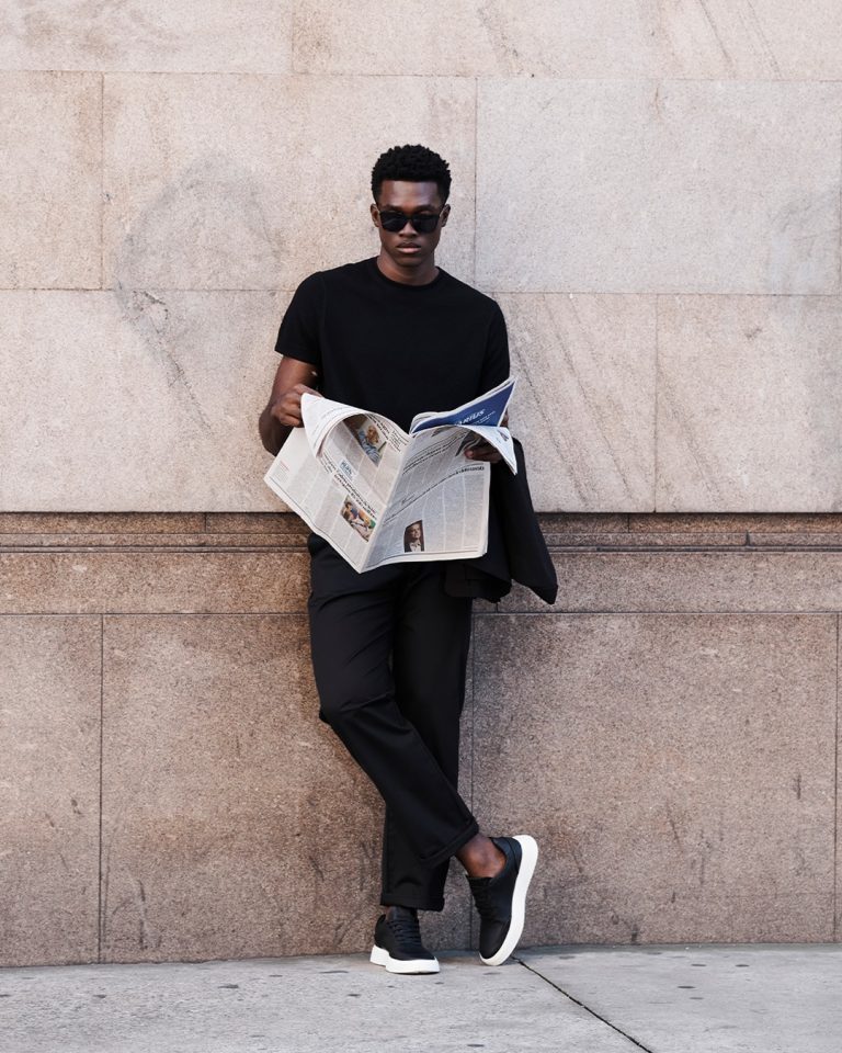 Leia mais sobre o artigo Looks para escritório casual: como montar sem gastar muito